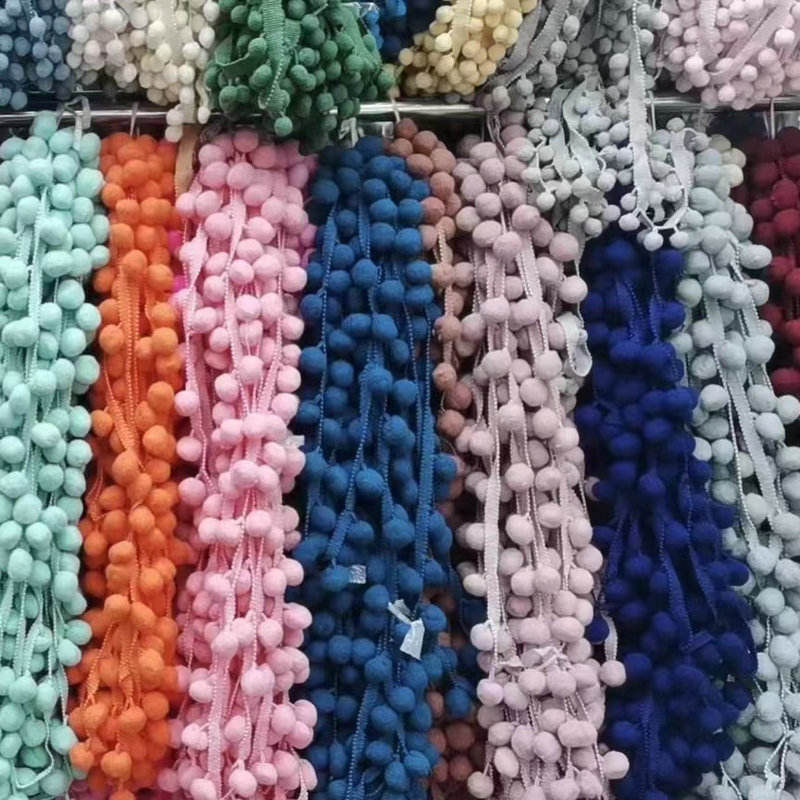 Več barv kroglične čipke Dekorativni ressel Design pom pom trim